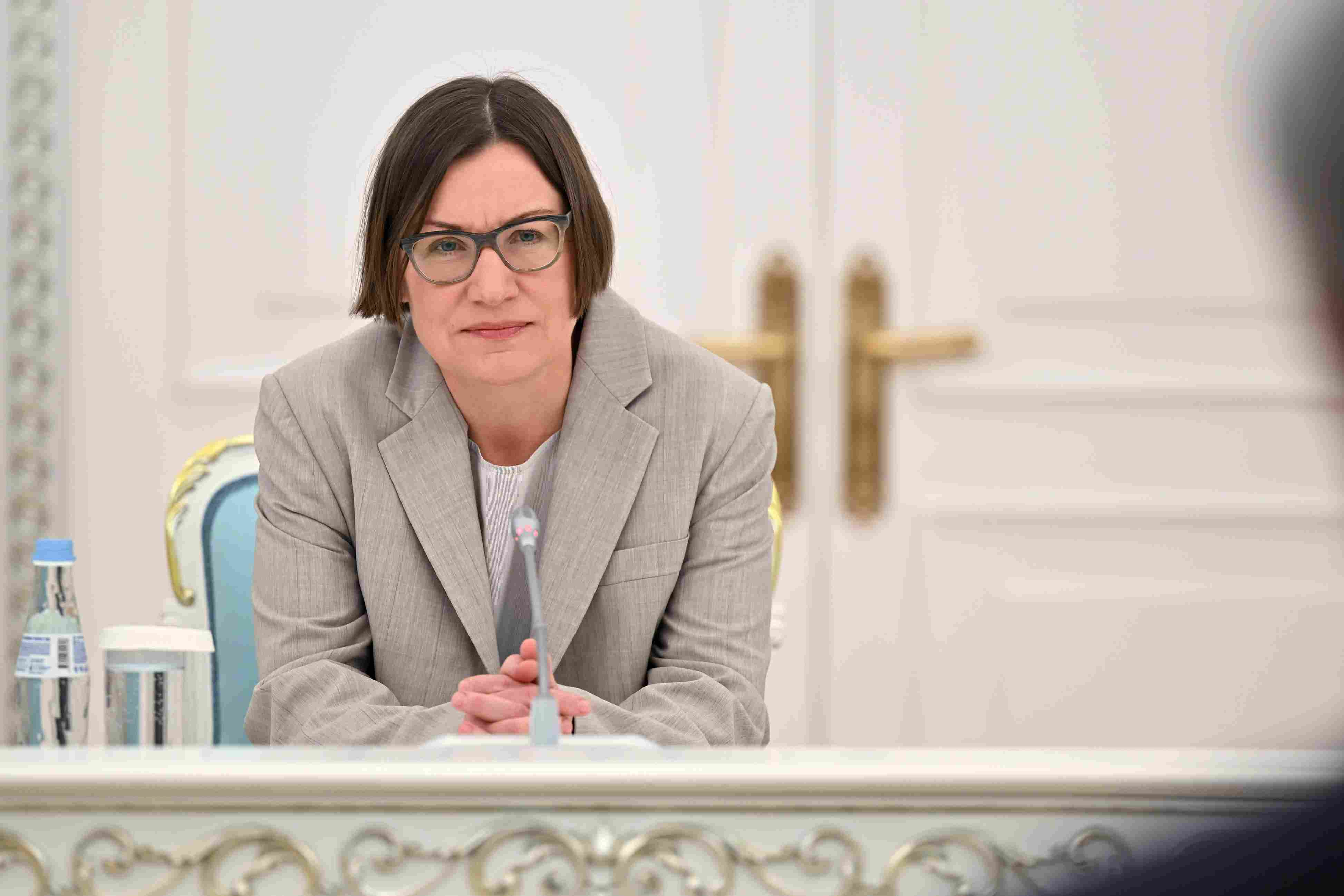 Красный Крест и бирюзовый флаг: гуманитарный козырь РК